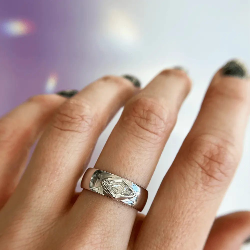 0.53ct White Diamond Kite Cigar Band