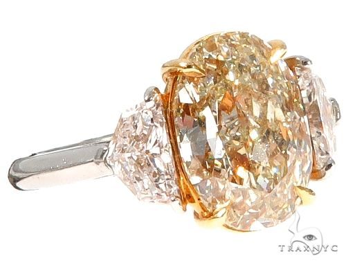 Oval Diamond Engagement Ring 64521