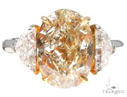 Oval Diamond Engagement Ring 64521