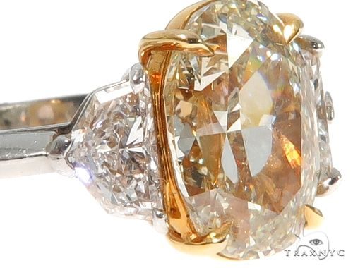 Oval Diamond Engagement Ring 64521