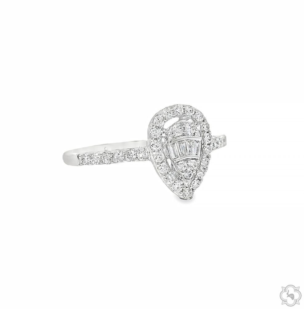 18K Gold Pear Shape Baguette Diamond Engagement Ring 67297