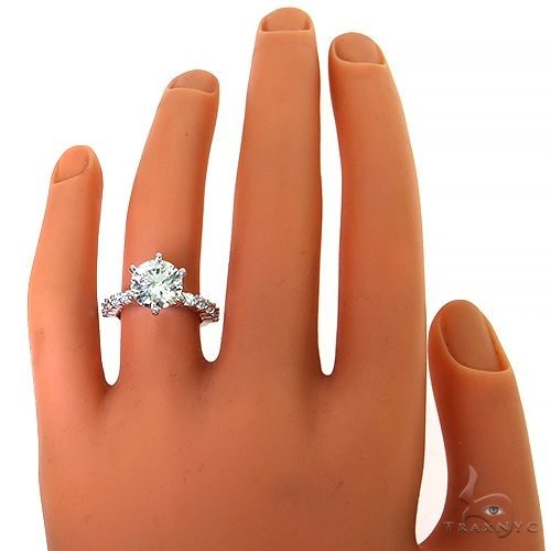 Round Diamond Engagement Ring 68566