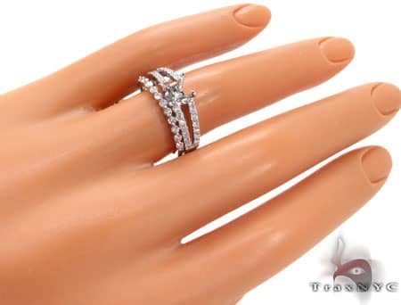 Lovely Semi Mount Engagement Set 16874