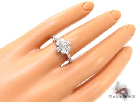 Flower Diamond Ring 17034