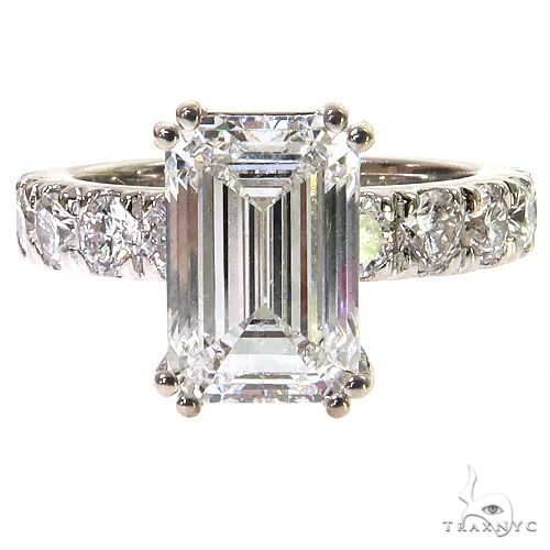 Emerald Cut Diamond Engagement Ring 68840