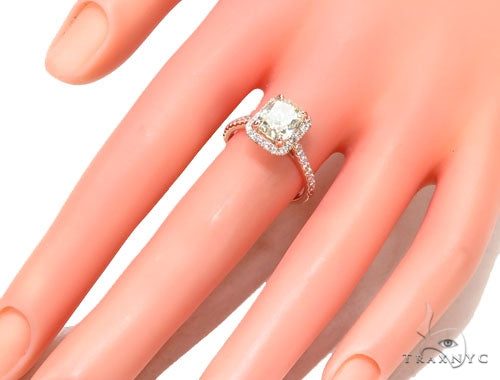 Cushion Cut Halo Diamond Engagement Ring 42900