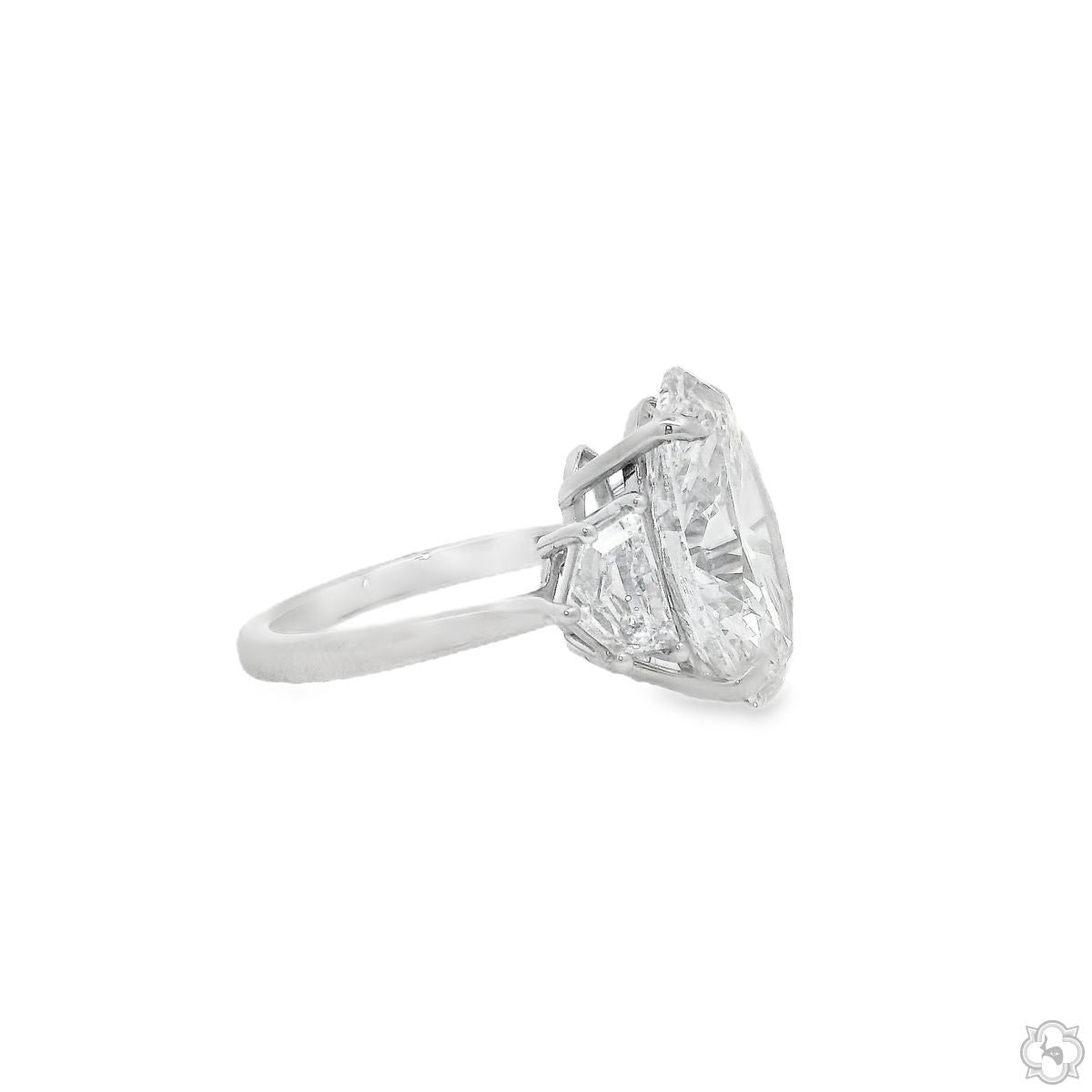 Oval Diamond Engagement Ring 70513
