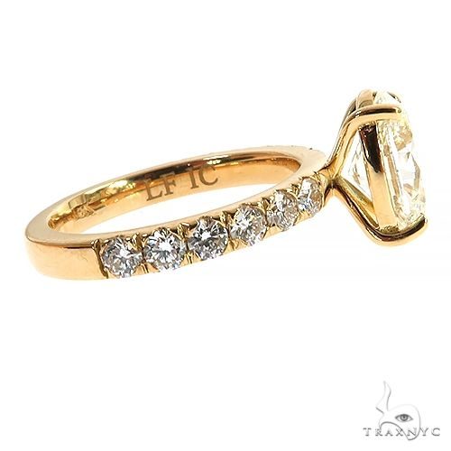 Oval Diamond Engagement Ring (Lab) 69646