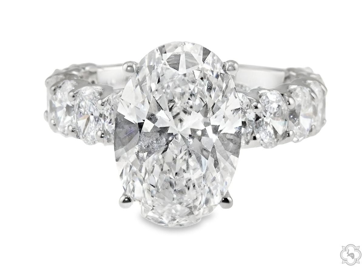Oval Shape Diamond Engagement Ring 70617
