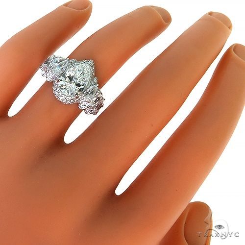 Pear Shape Diamond Engagement Ring (Lab) 68460
