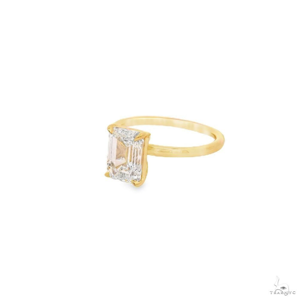 Solitaire Emerald Diamond Engagement Ring (S) 70114