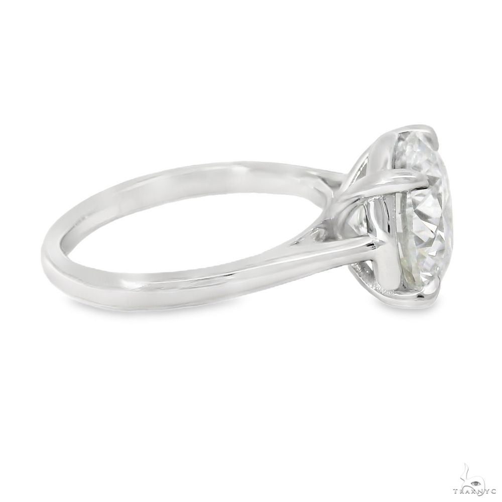 Solitaire Round Brilliant Diamond Engagement Ring 70120