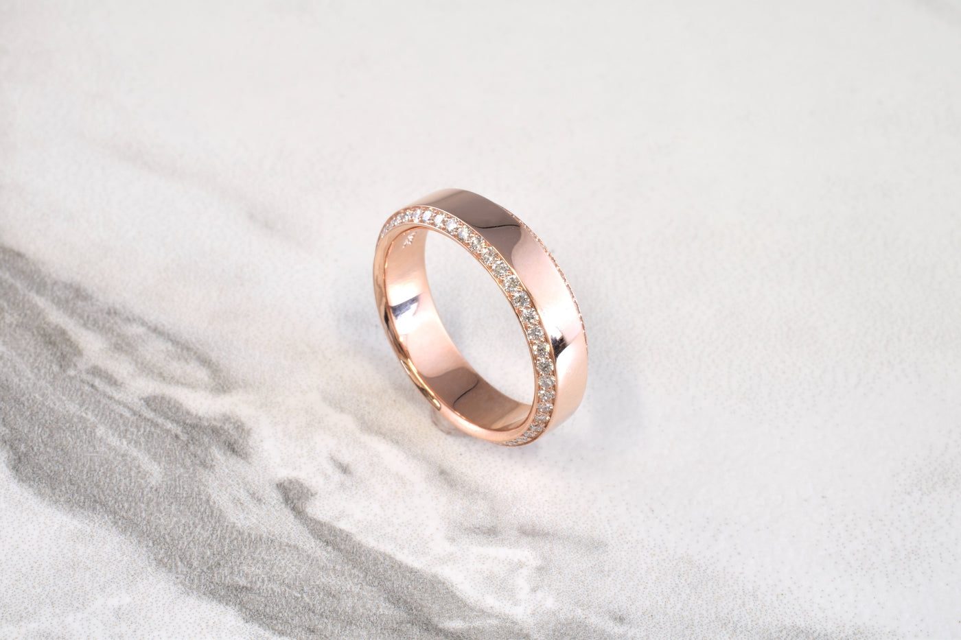 Smooth Lux Diamond Ring 6mm