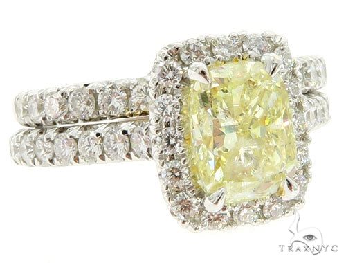 Cushion Cut Halo Diamond Engagement Ring Set 45619