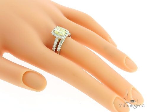Cushion Cut Halo Diamond Engagement Ring Set 45619
