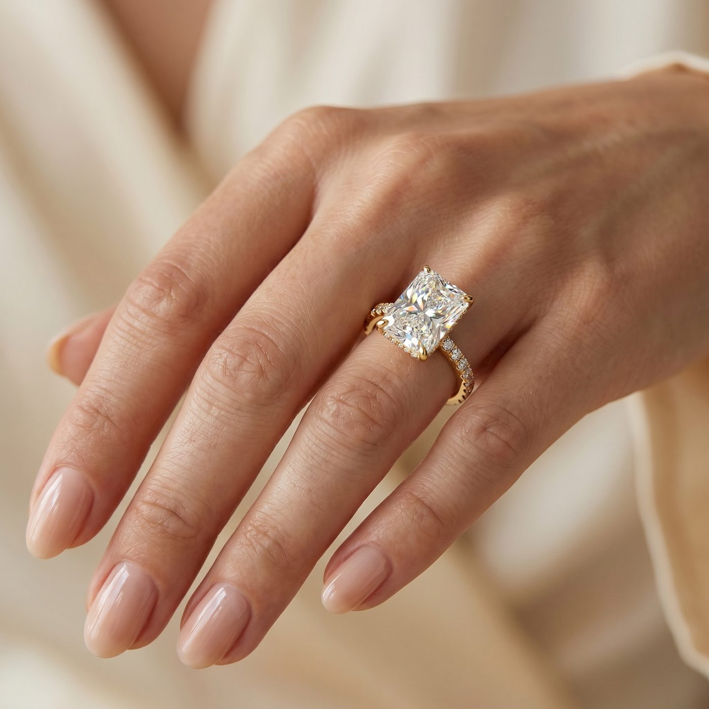 Everlight Radiant Engagement Ring 71623