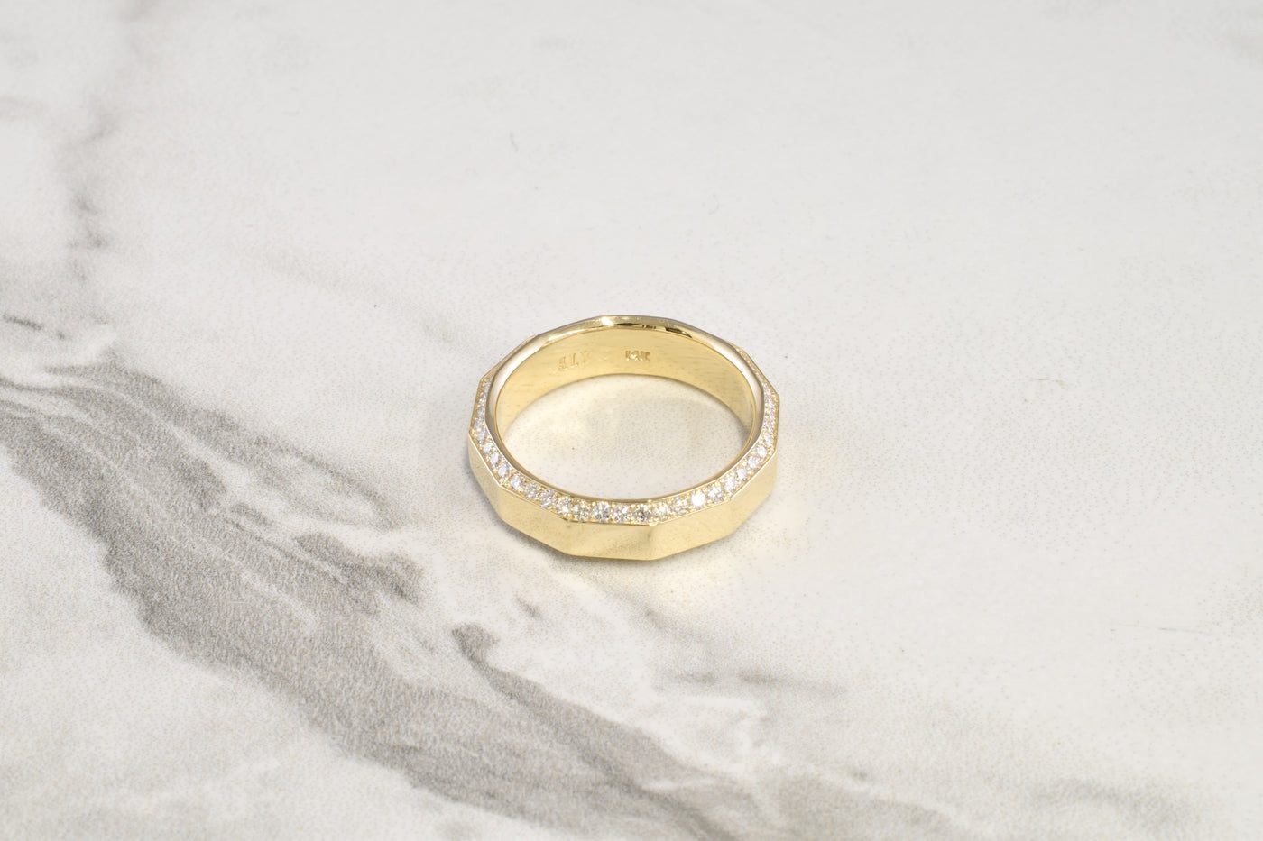 LUX Diamond ring